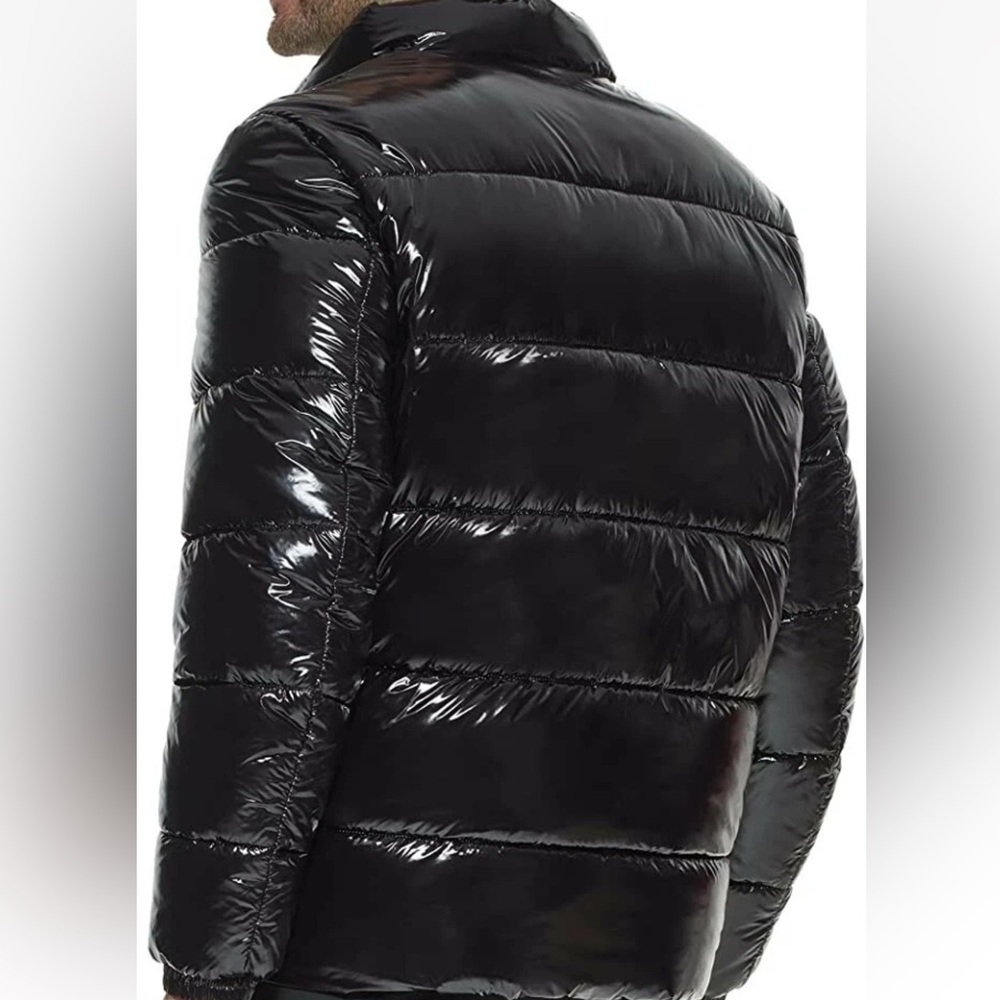 Calvin Klein men’s Shiny Black Puffer Coat with zipper and - size medium - Picture 3 of 10